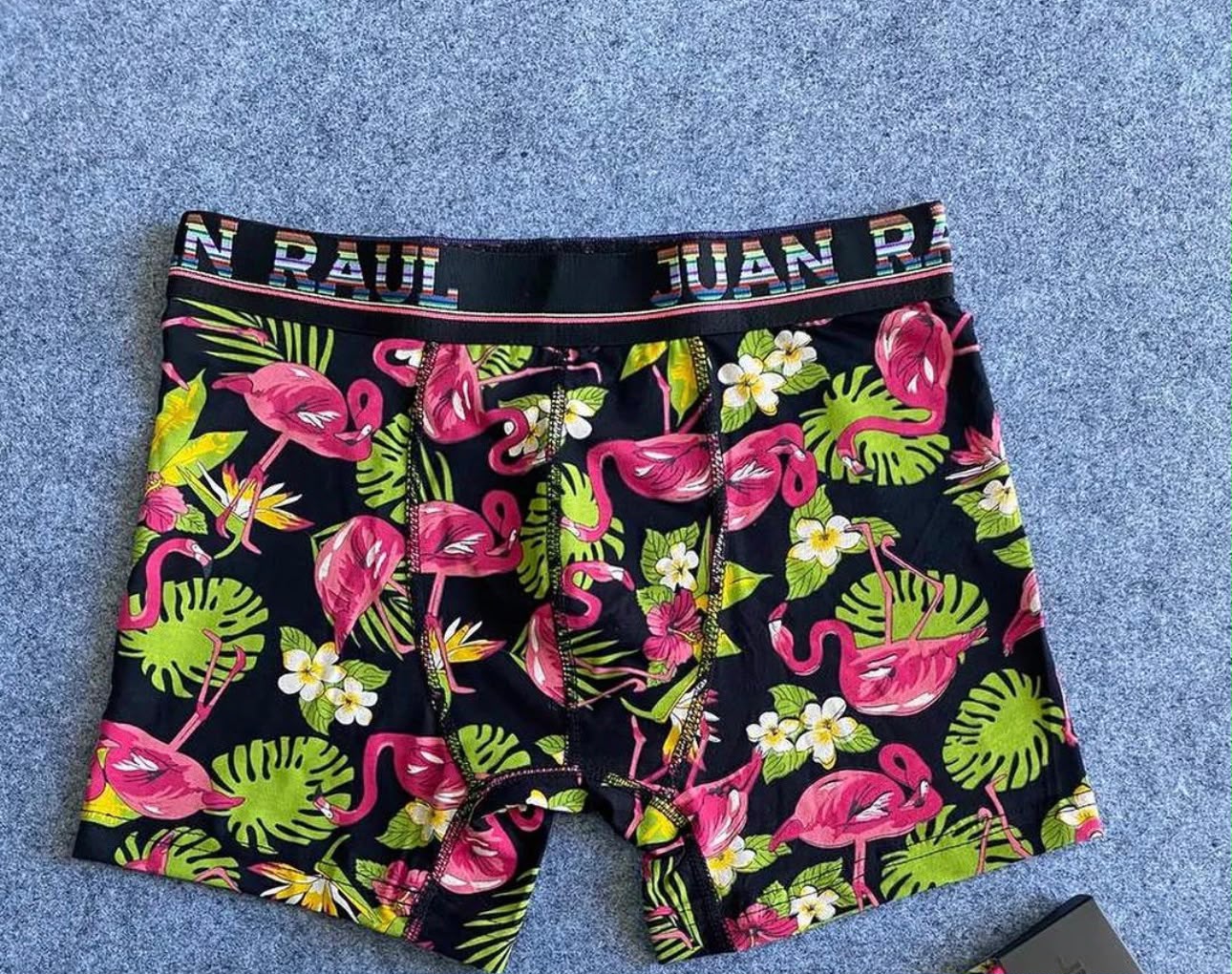 Juan Raul Tropikal Pembe Flamingo & Çiçekli Boxer